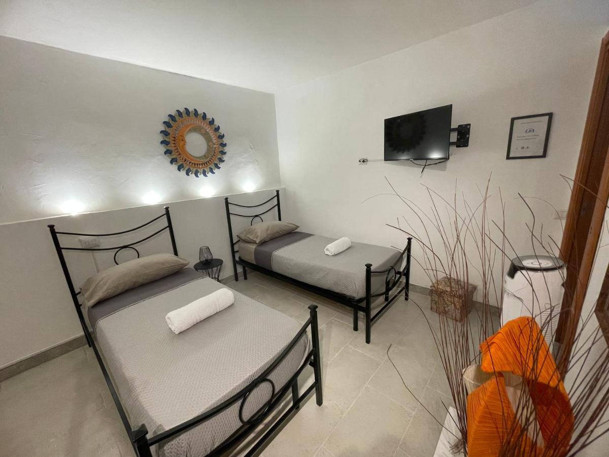 Lisaapartmenthousesalerno Exterior photo